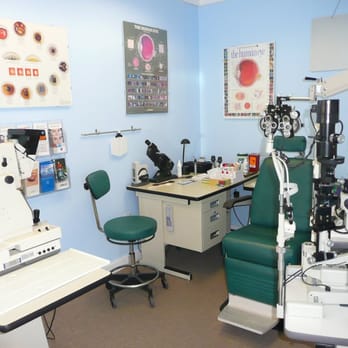 OptiMystic Eye Group - Exam Room - Optometrists Near Me - Mystic, Connecticut