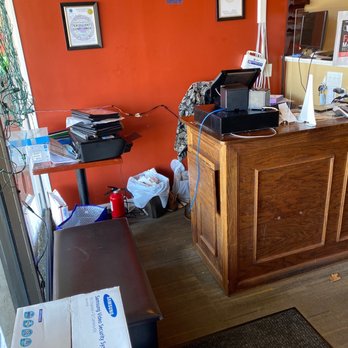 Spicy Mint Albany - Messy Hostess desk - Indian Near Me - Albany, New York Spicy Mint Albany - Messy Hostess desk - Indian Near Me - Albany, New York