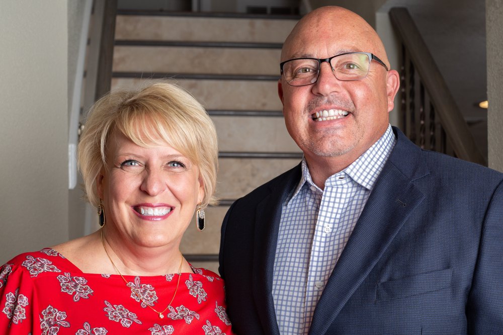 VICKI PFLUGER TEAM JOHN PFLUGER REALTY Updated October 2024 1001