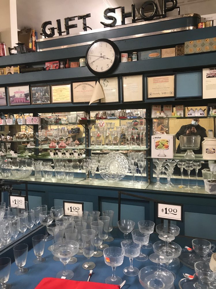 SINE’S 5 & 10 CENT STORE 28 Photos & 20 Reviews 236 W Broad St