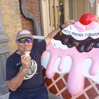 White Mountain - a man eating an ice cream sundae - Ice Cream & Frozen Yogurt Near Me - Kingston, Ontario