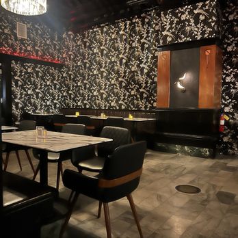The Harlequin - The secondary room - Cocktail Bars Near Me - San Francisco, California The Harlequin - The secondary room - Cocktail Bars Near Me - San Francisco, California