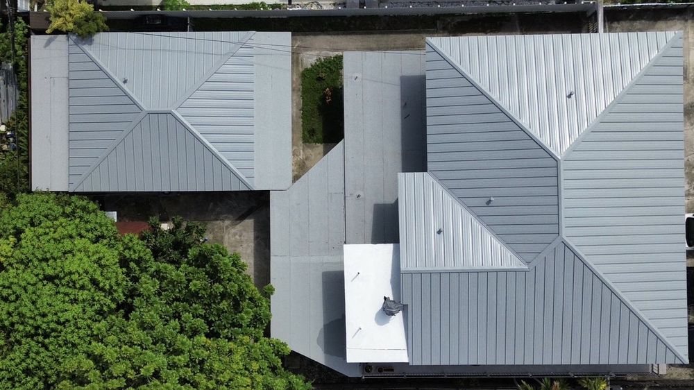 Slide of Anchor Up Roofing