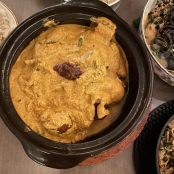 Magna Kainan - Kare-Kare - Filipino Near Me - Denver, Colorado