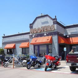 Hooters - Hooters Grapevine