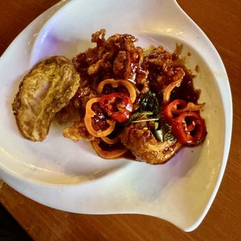 Yak Yai Thai Restaurant - Crispy Chicken Cashew Nut (SF)(N) - Thai Near Me - Richmond, Virginia Yak Yai Thai Restaurant - Crispy Chicken Cashew Nut (SF)(N) - Thai Near Me - Richmond, Virginia