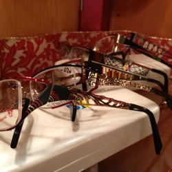 VISIONS extraordinary eyewear