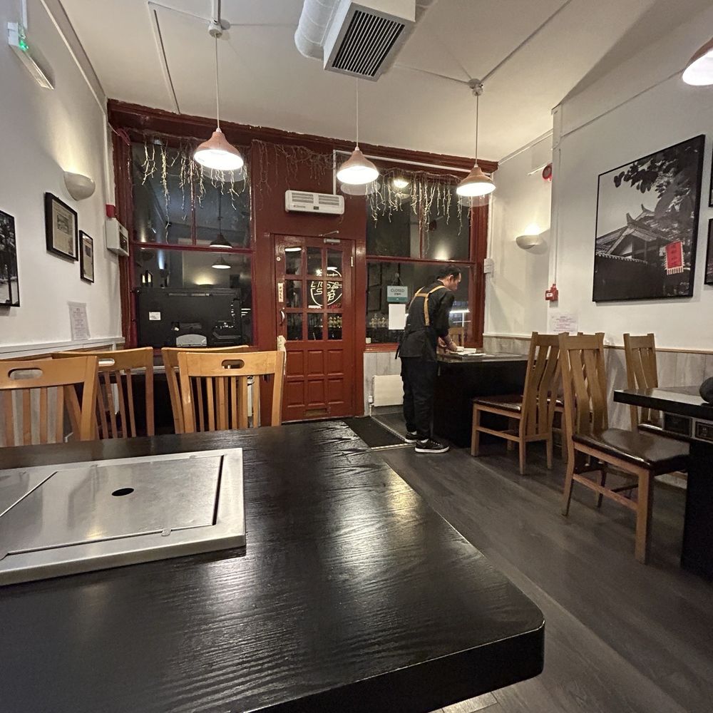 Chilli Cool - Interior - Chinese Near Me - London, XGL Chilli Cool - Interior - Chinese Near Me - London, XGL