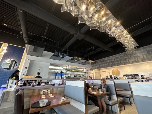 Sushi Train by null