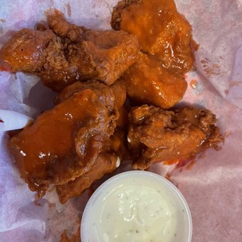 Foster's Grille - Boneless Wings (By the Piece) - Burgers Near Me - Alexandria, Virginia
