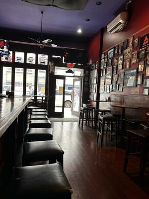 Murphy's Pub by null