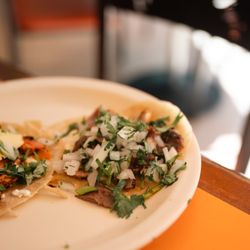 El Sobrecito del Fogón - sirloin taco