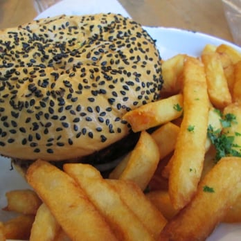 Geflipt Burgers - Veggie burger with fries - Burgers Near Me - Amsterdam, New Hampshire Geflipt Burgers - Veggie burger with fries - Burgers Near Me - Amsterdam, New Hampshire