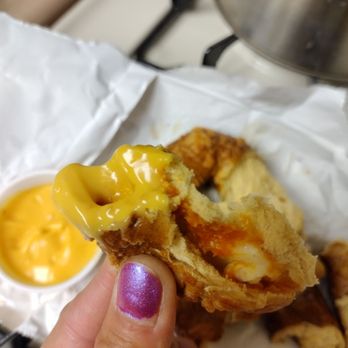 Keva Juice - Mozzarella pizza pretzel - Juice Bars & Smoothies Near Me - Reno, Nevada