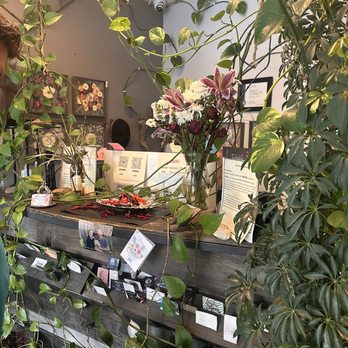 Soco Reflexology - Front desk. - Massage Therapy Near Me - Windsor, California