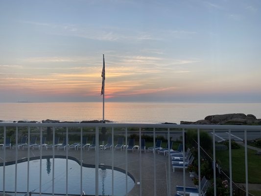Atlantis Oceanfront Inn Hotel & Breakfast Café In Gloucester, MA by null