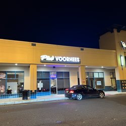Pho Voorhees - Outside