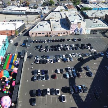 Balloon Museum - Aerial drone shot of the Balloon Museum on a Saturday afternoon! - Art Museums Near Me - Los Angeles, California Balloon Museum - Aerial drone shot of the Balloon Museum on a Saturday afternoon! - Art Museums Near Me - Los Angeles, California