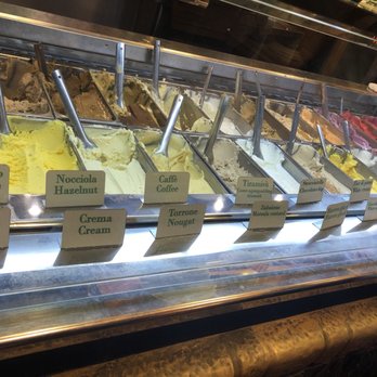 Giolitti - I had to super elbow my way in for this pic. - Ice Cream & Frozen Yogurt Near Me - Rome, RM