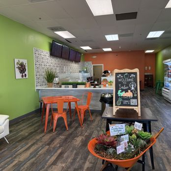 Fresh Juice Bar - Indio - Juice Bars & Smoothies Near Me - Indio, California