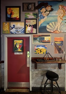 Tarantula Billiards Bar & Grill by null