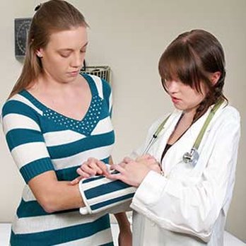 Manatee Primary Care - Minor Injuries in Bradenton, FL - Family Practice Near Me - Bradenton, Florida