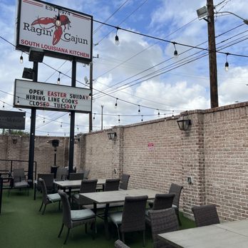 Ragin' Cajun - Bars Near Me - Houston, Texas