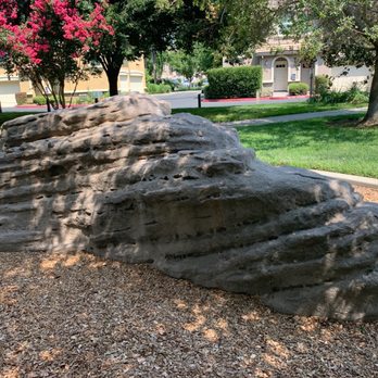 Delta Gardens Park - Small rock climbing area - Parks Near Me - West Sacramento, California