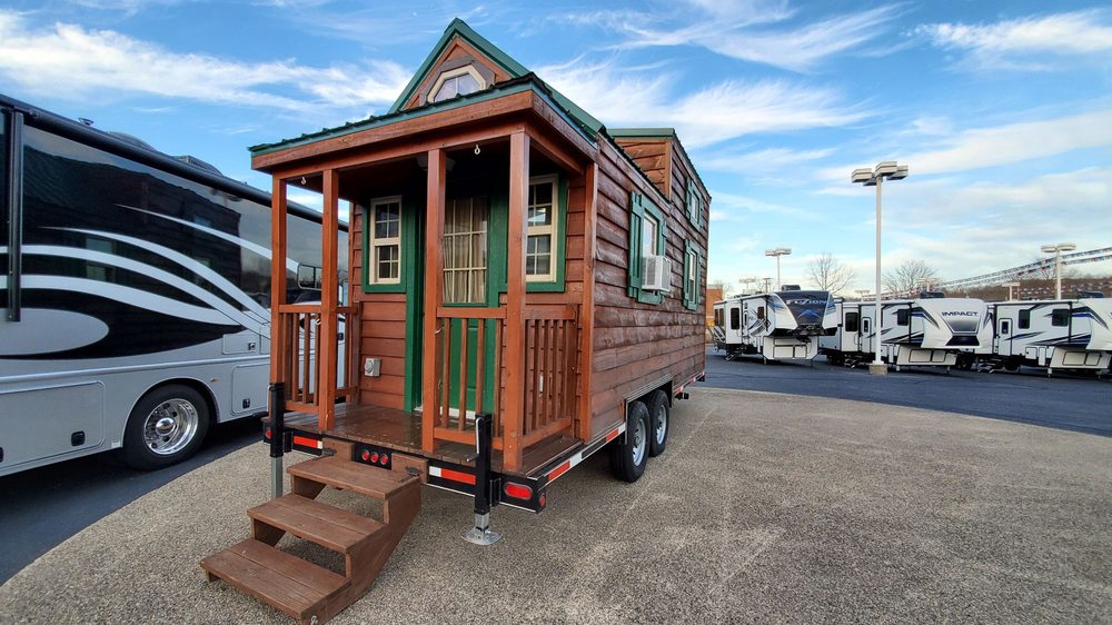 PATRIOT RV DISCOUNT CENTER Updated August 2024 7405 US 60, Ashland