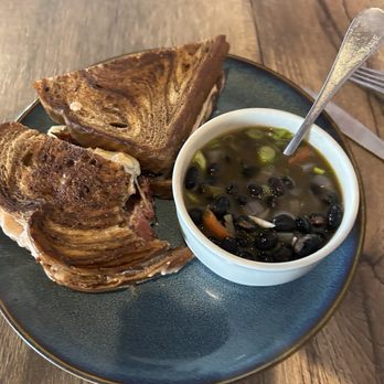 The Salted Goat - Pastrami Rueben and Cuban style black beans - Gastropubs Near Me - DeBary, Florida The Salted Goat - Pastrami Rueben and Cuban style black beans - Gastropubs Near Me - DeBary, Florida