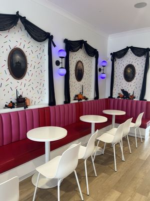 Bombshell Treat Bar by null