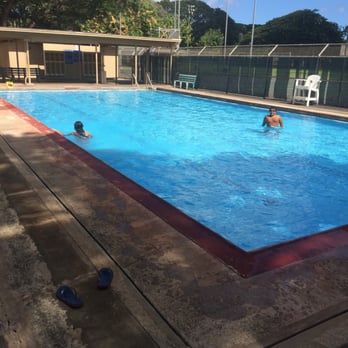 Moanalua Pool - Not that big, but really nice pool - Swimming Pools Near Me - Honolulu, Hawaii