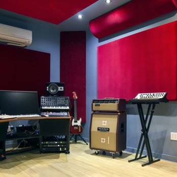 Flux Studios - Inspiration Room: Writing and production room with perfect integration of a range of digital and analog instruments - Recording & Rehearsal Studios Near Me - New York, New York Flux Studios - Inspiration Room: Writing and production room with perfect integration of a range of digital and analog instruments - Recording & Rehearsal Studios Near Me - New York, New York