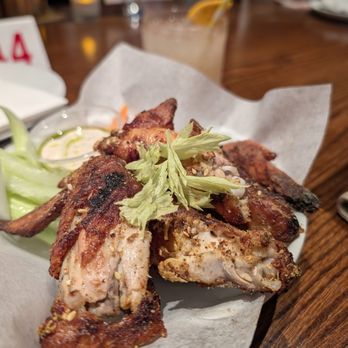 The Holloway - Chicken Wings - Gastropubs Near Me - Los Angeles, California The Holloway - Chicken Wings - Gastropubs Near Me - Los Angeles, California
