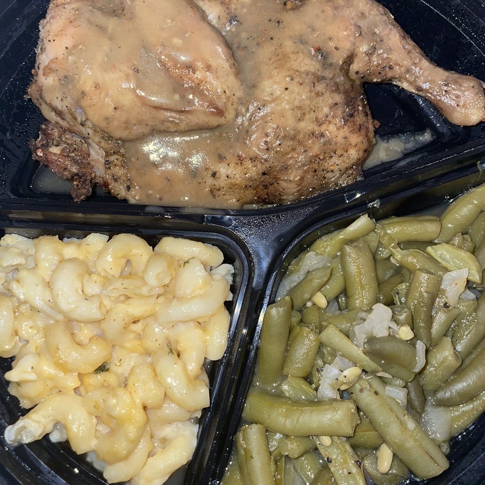 Cornish hen, Mac & cheese, green beans Cornish hen, Mac & cheese, green beans