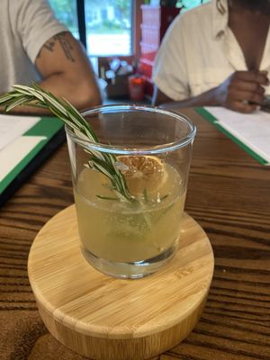 TAP IN Kitchen & Cocktails by null
