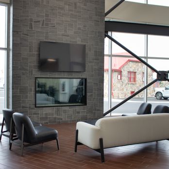 Young Subaru - Ogden - Comfortable seating area! - Car Dealers Near Me - Ogden, Utah