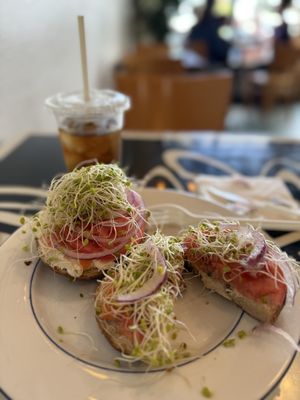 Maui Coffee Roasters by null