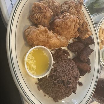 Versailles - Cuban Near Me - Miami, Florida