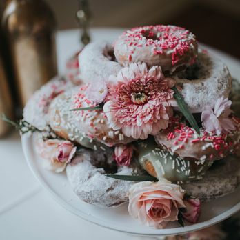 Annie's Hot Donuts - Catering dozen provided for weddings. - Donuts Near Me - Mount Pleasant, South Carolina Annie's Hot Donuts - Catering dozen provided for weddings. - Donuts Near Me - Mount Pleasant, South Carolina