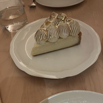 Prime Seafood Palace - Key lime pie - Seafood Near Me - Toronto, Ontario Prime Seafood Palace - Key lime pie - Seafood Near Me - Toronto, Ontario