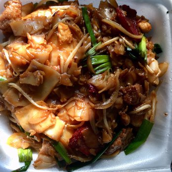 Wong's Chinese Restaurant - House Special Chow Fun - Chinese Near Me - Willows, California Wong's Chinese Restaurant - House Special Chow Fun - Chinese Near Me - Willows, California