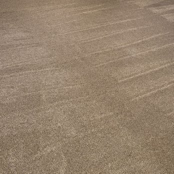 Francisco Martinez Cardenas Flooring - a carpeted room - Flooring Near Me Francisco Martinez Cardenas Flooring - a carpeted room - Flooring Near Me