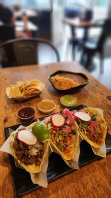 Taqueria Los Mayas by null