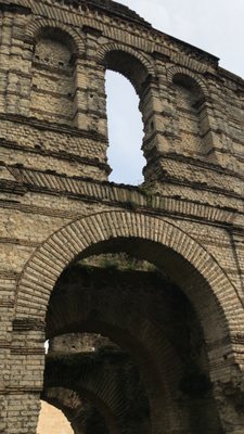 Palais Gallien by null
