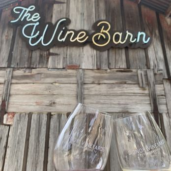 Signor Vineyards - Wine Barn - Wine Tasting Room Near Me - Fredericksburg, Texas