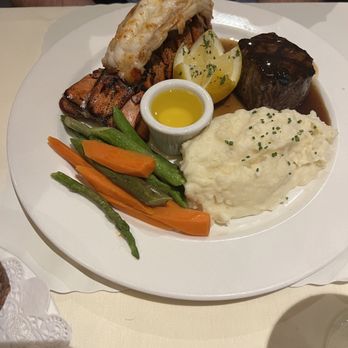 Scott's Seafood - Surf and turf - Seafood Near Me - Oakland, California Scott's Seafood - Surf and turf - Seafood Near Me - Oakland, California