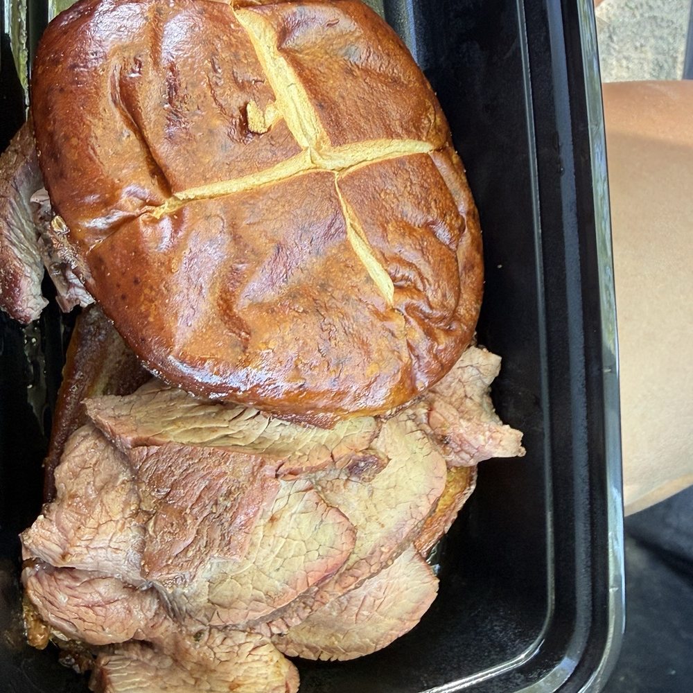 Tri tip sandwich