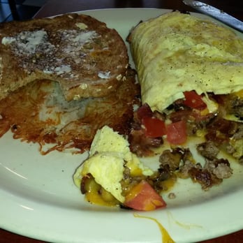 Scrambled Diner - Bacon cheeseburger omelette - Breakfast & Brunch Near Me - Dyer, Indiana Scrambled Diner - Bacon cheeseburger omelette - Breakfast & Brunch Near Me - Dyer, Indiana