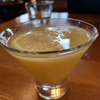 The Alchemy Lounge - The mistress - Lounges Near Me - Cannon Beach, Oregon
